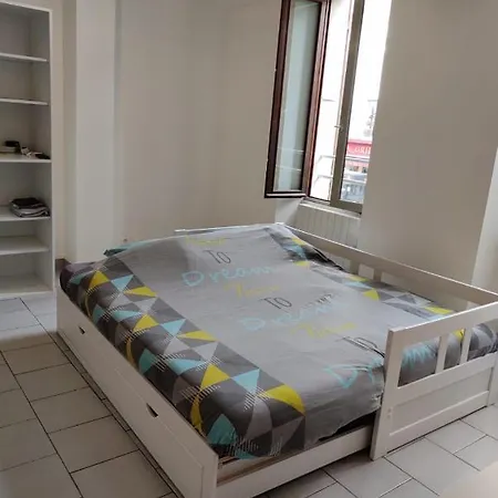 Apartman Studio Centre Ville Proche De Toutes Commodites